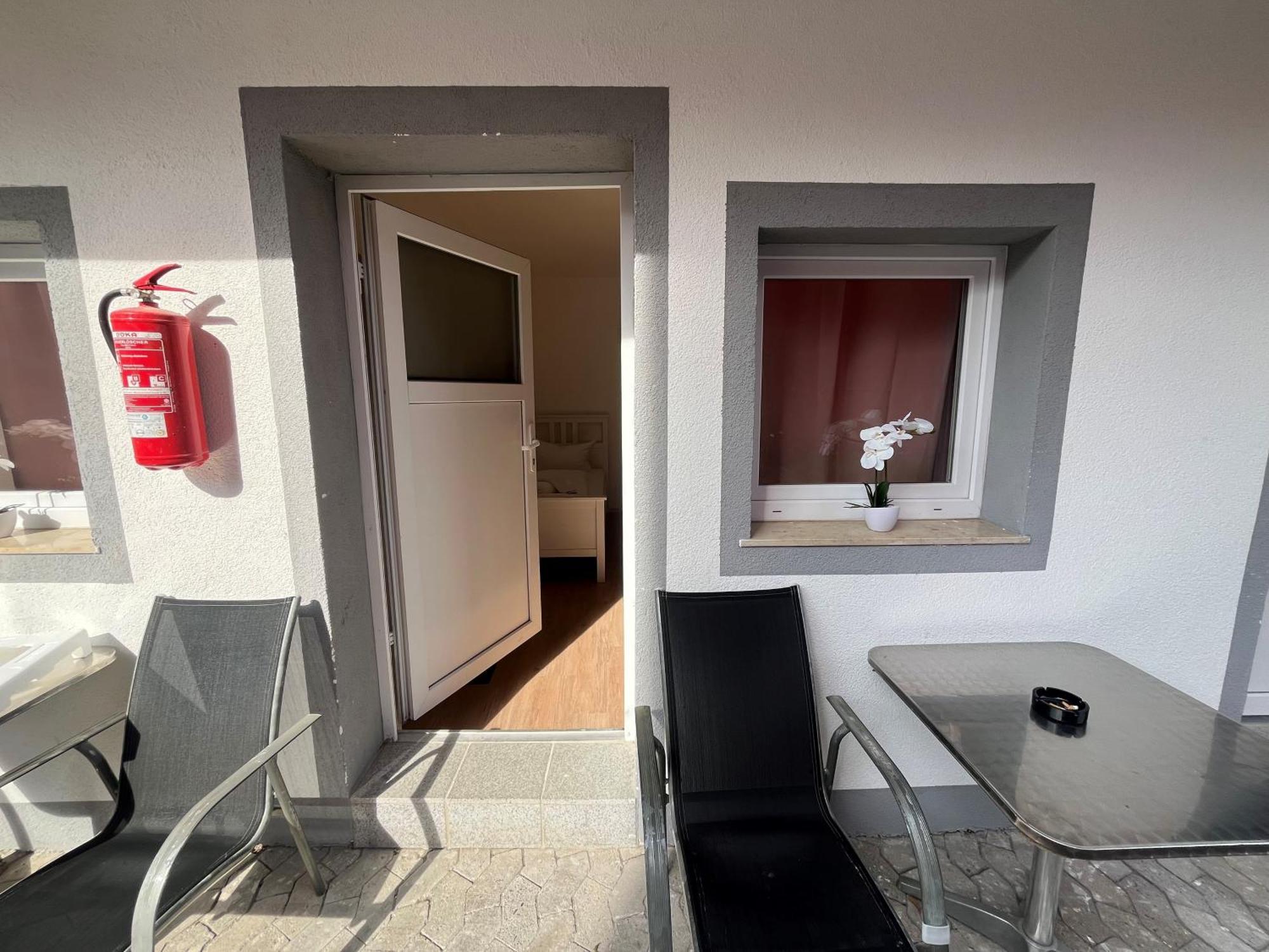 Pension Donau Ганновер Экстерьер фото