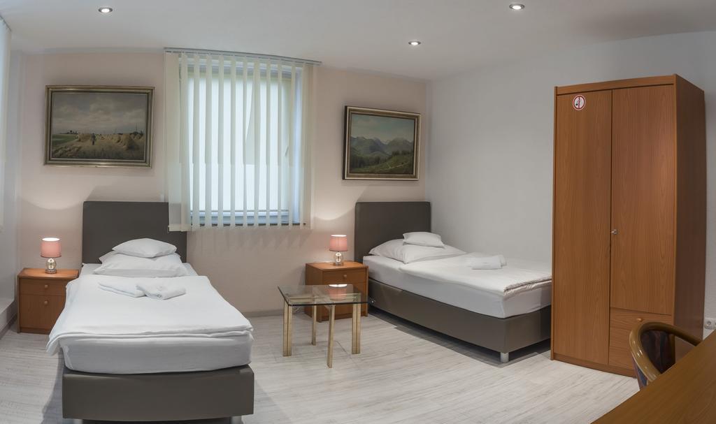 Pension Donau Ганновер Экстерьер фото